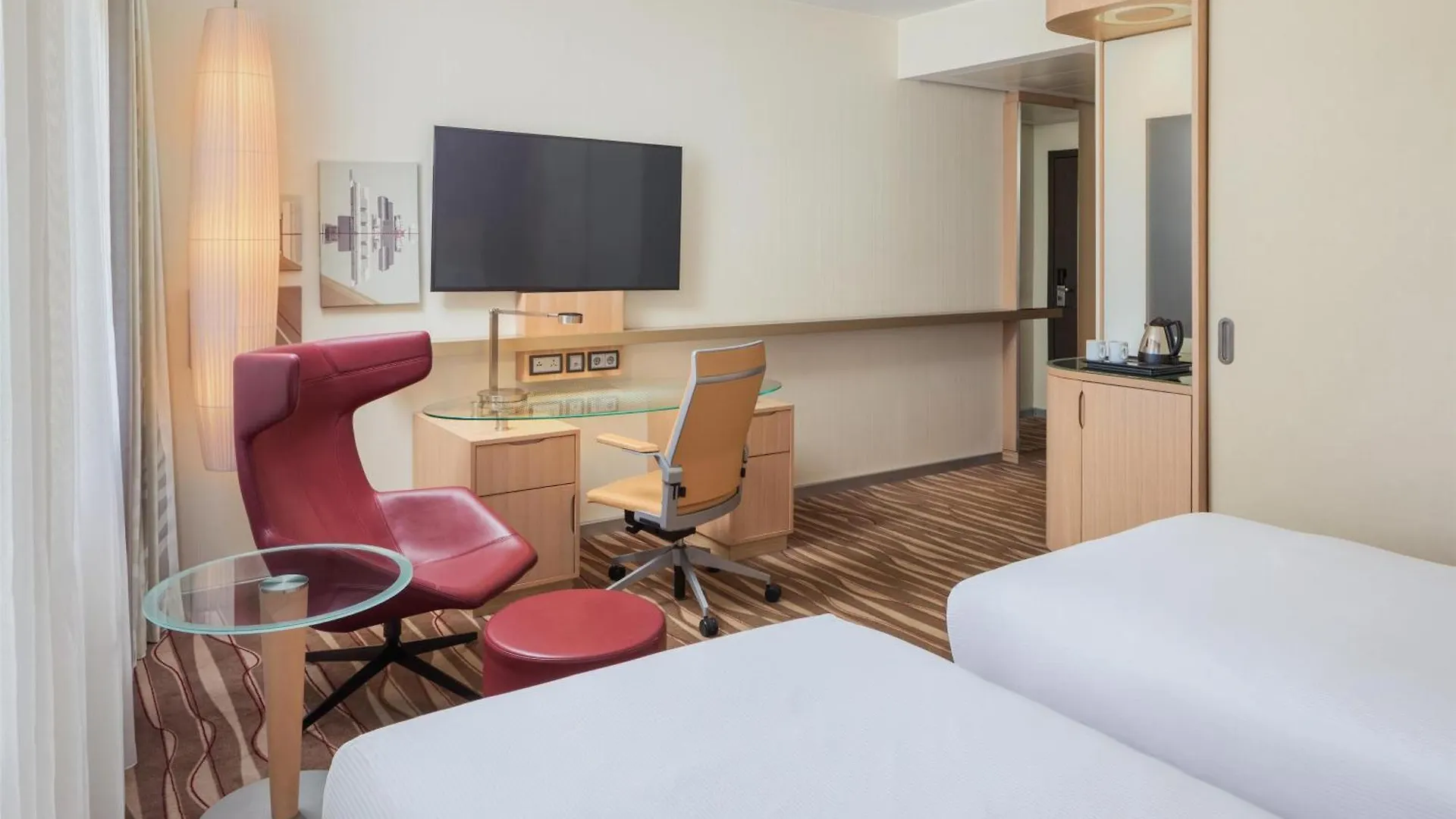 Hilton Frankfurt Airport Hotel Frankfurt am Main 4*,  Germany