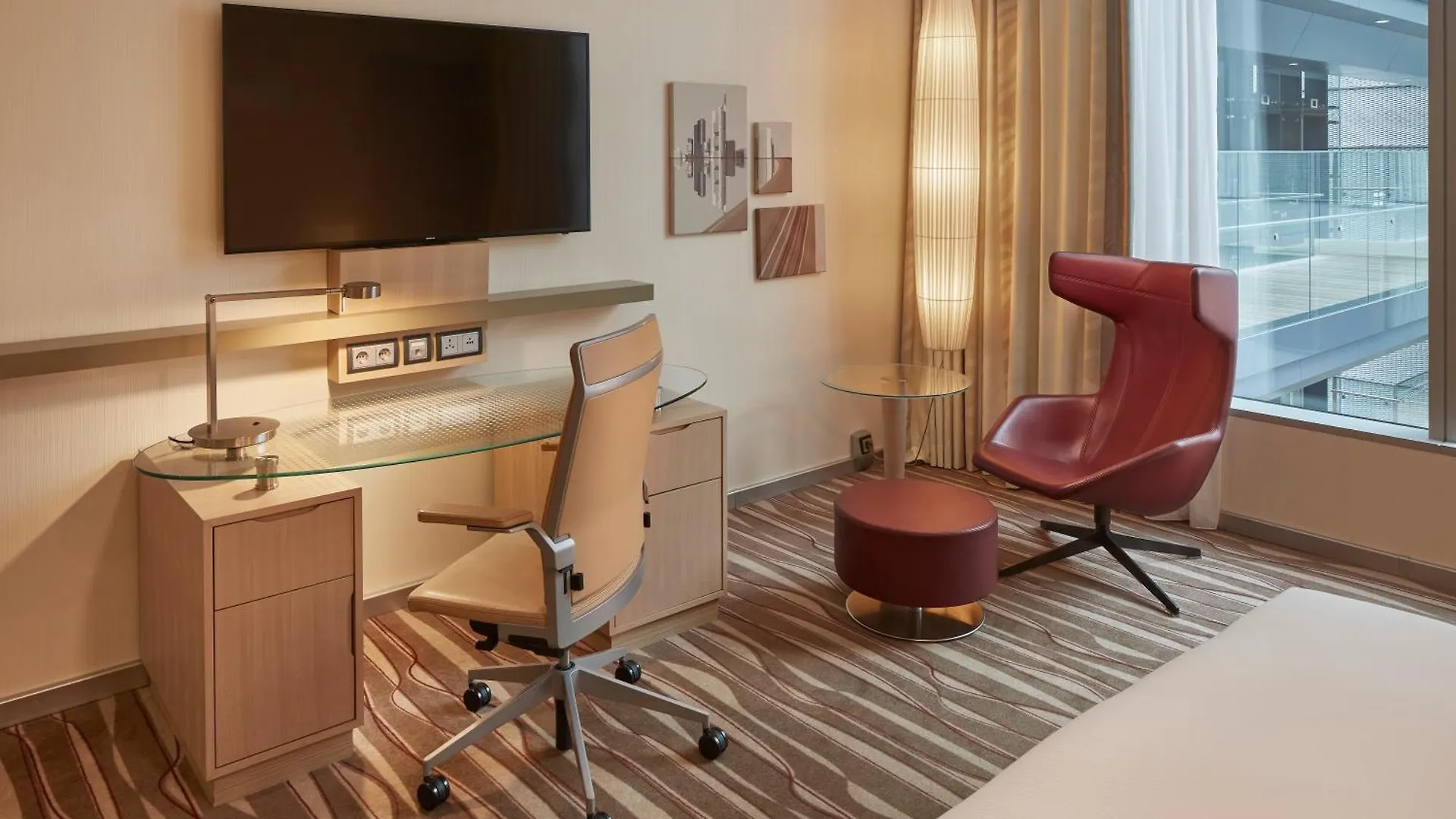 Hilton Frankfurt Airport Hotell Frankfurt am Main 4*,